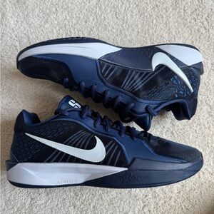 Nike Women's Navy Blue Athletic Shoes